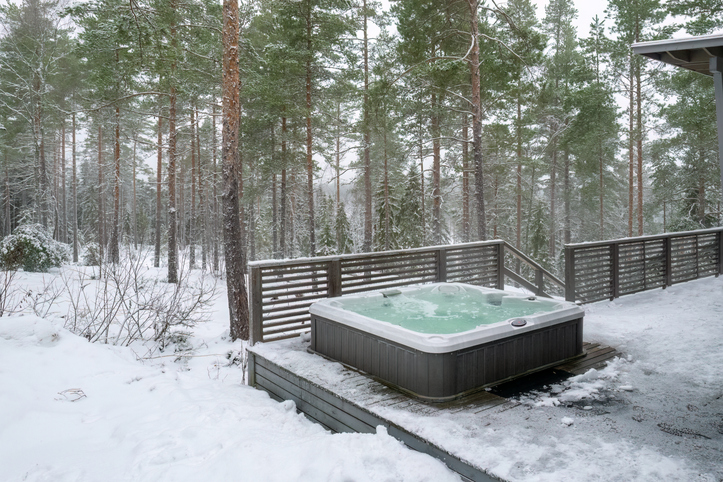 large hot tubs minnesota